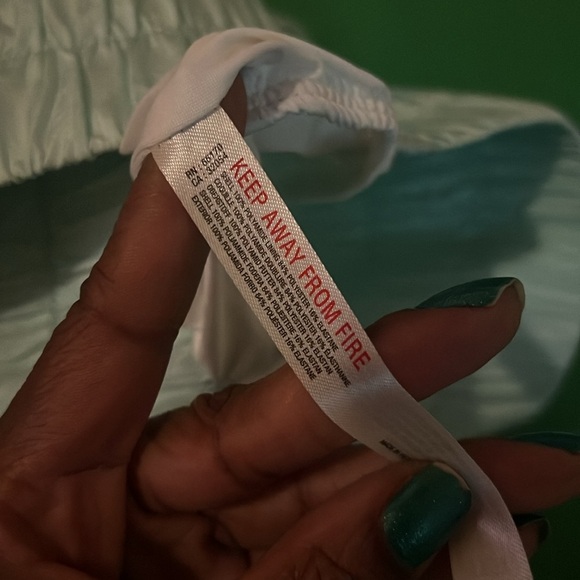 Free People Movement Women's Mint Color Active Shorts size Medium - Picture 7 of 8